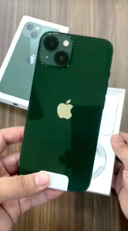 iPhone 13