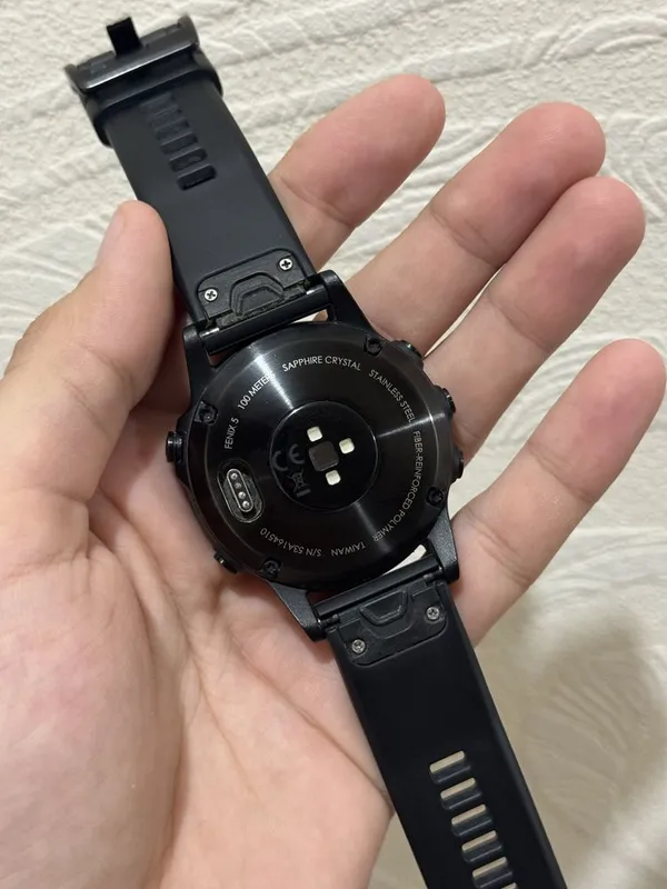 Garmin Fenix 5 Sapphire 3 Garmin Fenix 5 Sapphire 3