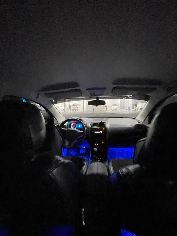 Cobalt midnight 2025 probegi 38.000. Kraska toza 5 Cobalt midnight 2025 probegi 38.000. Kraska toza 5