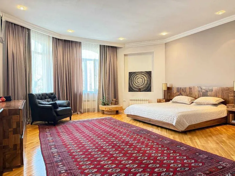 ул.Ивлева ул.Кичик Мирабад 7-сот 2-эт 6-комн 350 м² ремонт — фото 5