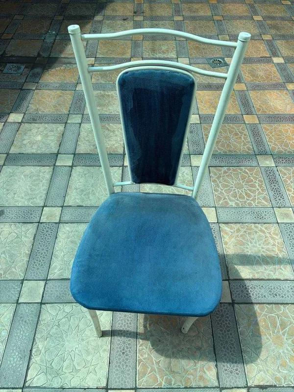 Cheksiz miqdorda, a'lo holatdagi stullar sotiladi. 1 Cheksiz miqdorda, a'lo holatdagi stullar sotiladi. 1