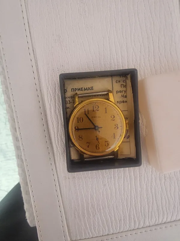 Raketa oltin qoplamali AU10 soatlari 2 Raketa oltin qoplamali AU10 soatlari 2