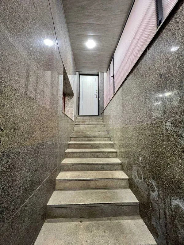 Улица Паркентская.2линия.Продам офис 48кв.м., арендатор - 500у.е. — фото 3 Улица Паркентская.2линия.Продам офис 48кв.м., арендатор - 500у.е. — фото 3
