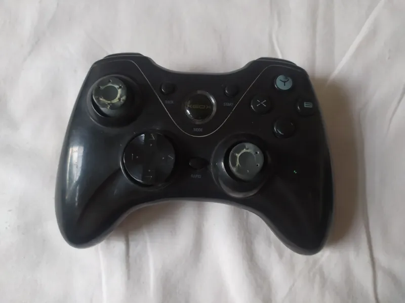 XBOX (ARGENAL)BESPRAVADNOY JOYSTIK