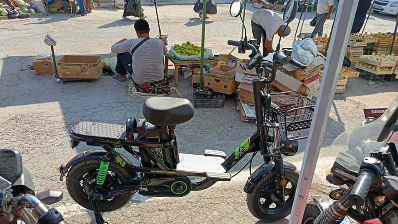 Elektro skuter.. 1 Elektro skuter.. 1