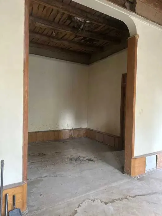 Ж.К.Акай Сити.Продам отличный обьект под бизнес 85квм.+подвал 40квм. — фото 3