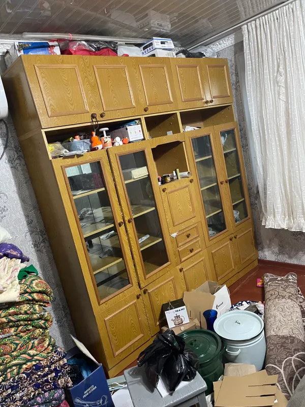 Stenka, divan va ikki kreslo, bolalar karavotchasini sotaman 2