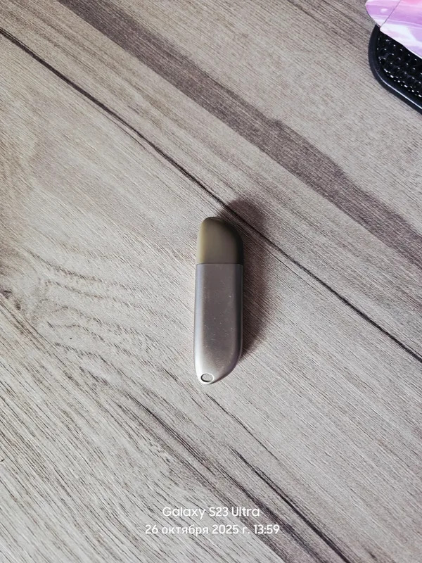 продам USB флешку 1 продам USB флешку 1