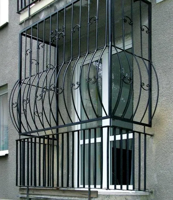 panjara perila darvoza naves 8