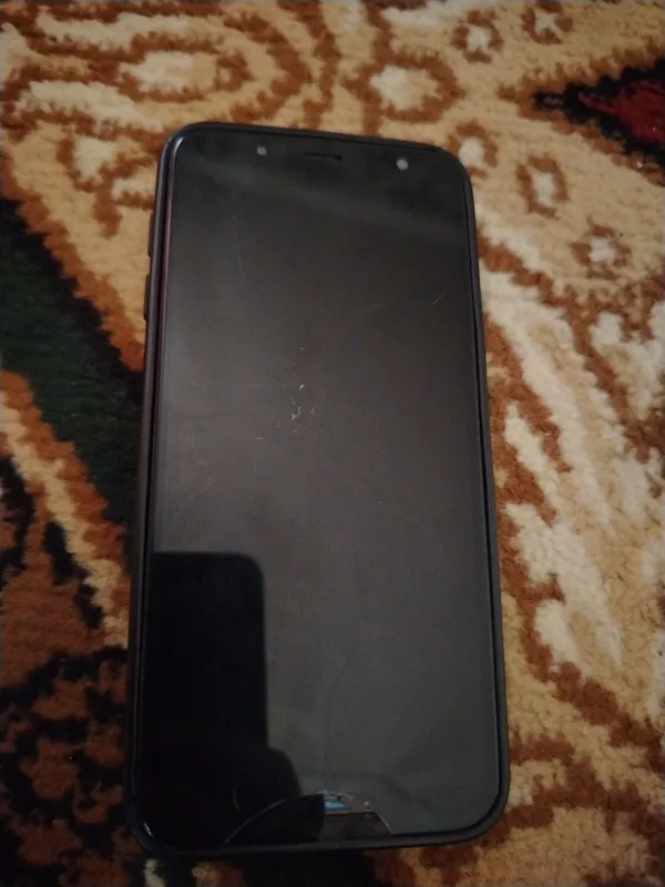 Samsung J6 1 Samsung J6 1