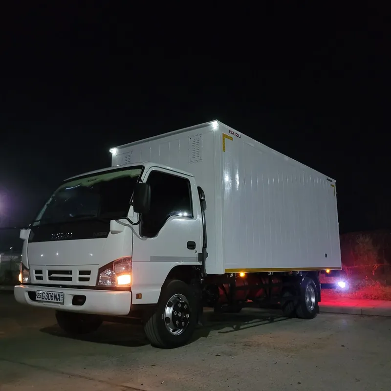 Isuzu Yuk Tashish xizmati 10 tonagacha