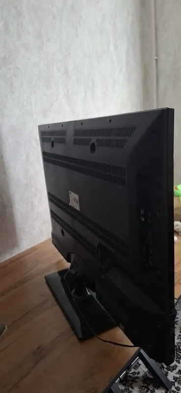 ARTEL 42 телевизор — фото 1