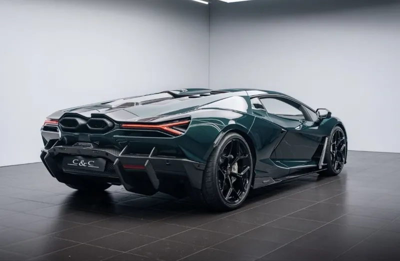 Lamborghini Revuelto 2026 3 Lamborghini Revuelto 2026 3
