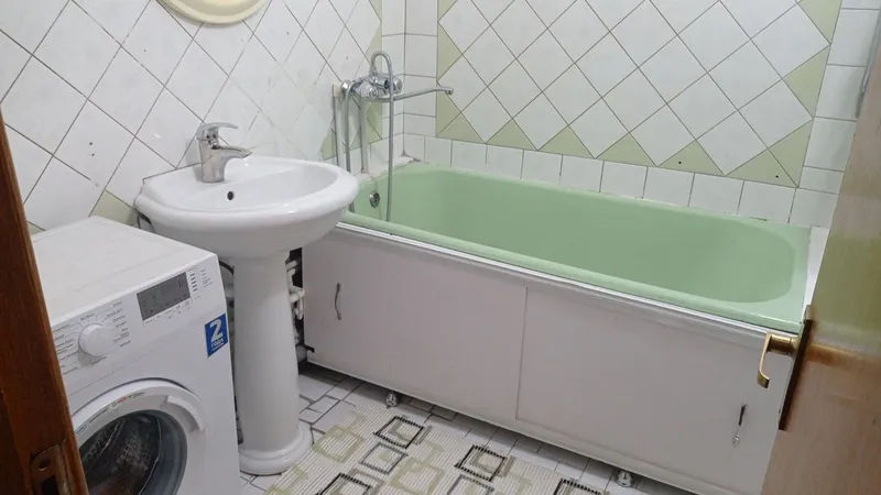 Сдаётся квартира, Юнусабад 4 (Ташкент), ориентир: Универсам 9