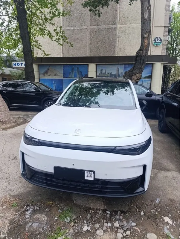 Leapmotor c16. 1 Leapmotor c16. 1