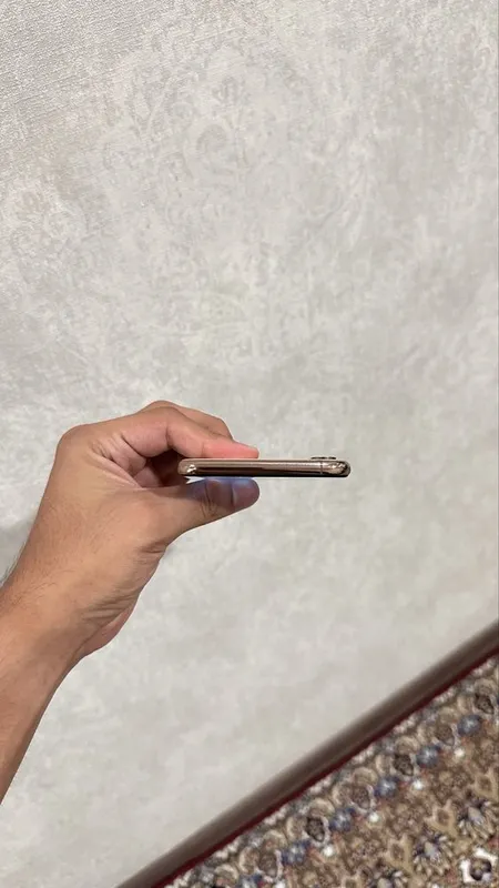 iPhone Xs Max 64GB 7 iPhone Xs Max 64GB 7