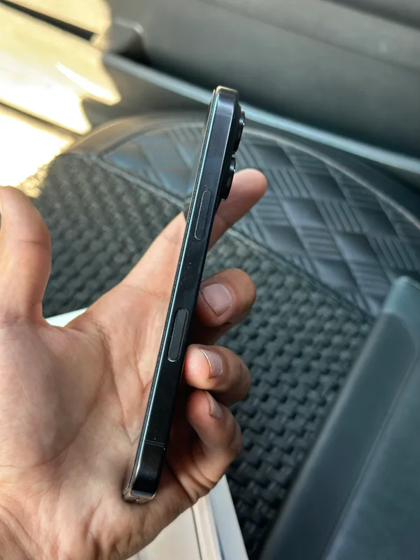 iPhone 16 Pro 3 iPhone 16 Pro 3