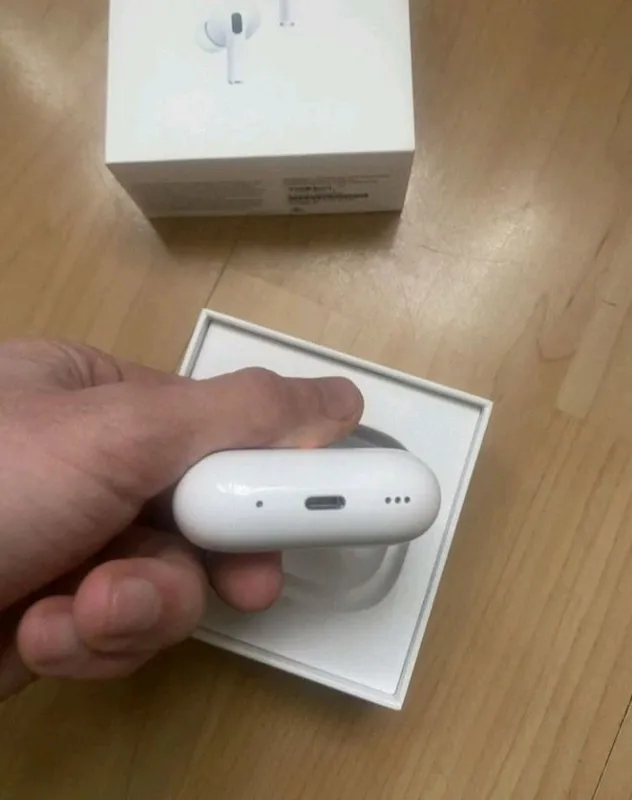 AirPods Pro 2 Case/Кейс Lighting Оргинал 100% — фото 1