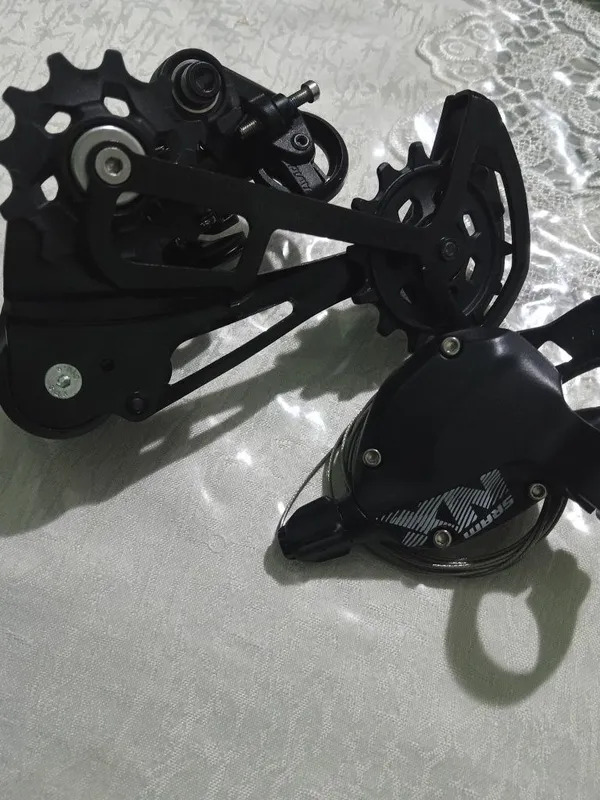 Продам новый переключатель с монеткой от Sram NX Eagle на 12 скоростей