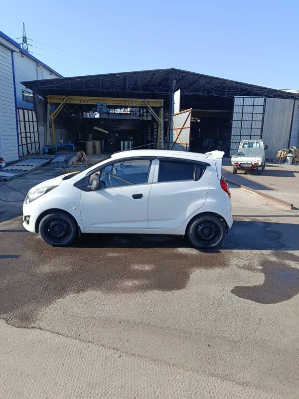 Spark 2014 yil prabeg 206.000km xolati yaxshi balon xolati oʻrta 4