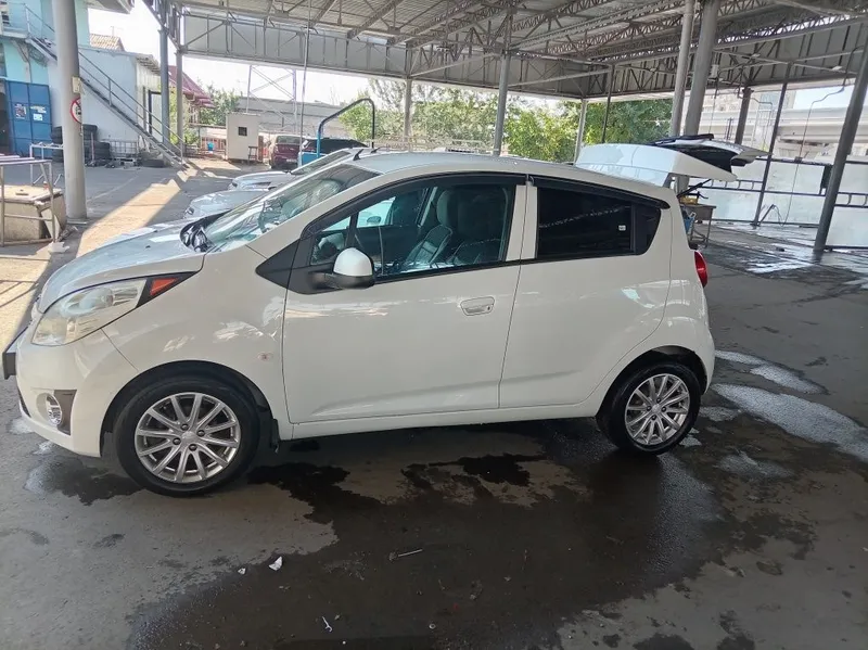 Chevrolet SPARK mexanika — фото 1