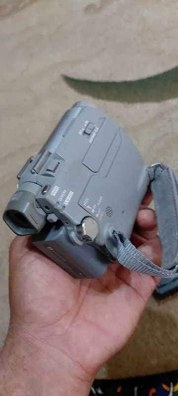 Fotoapparat Sone x5 sotiladi 6