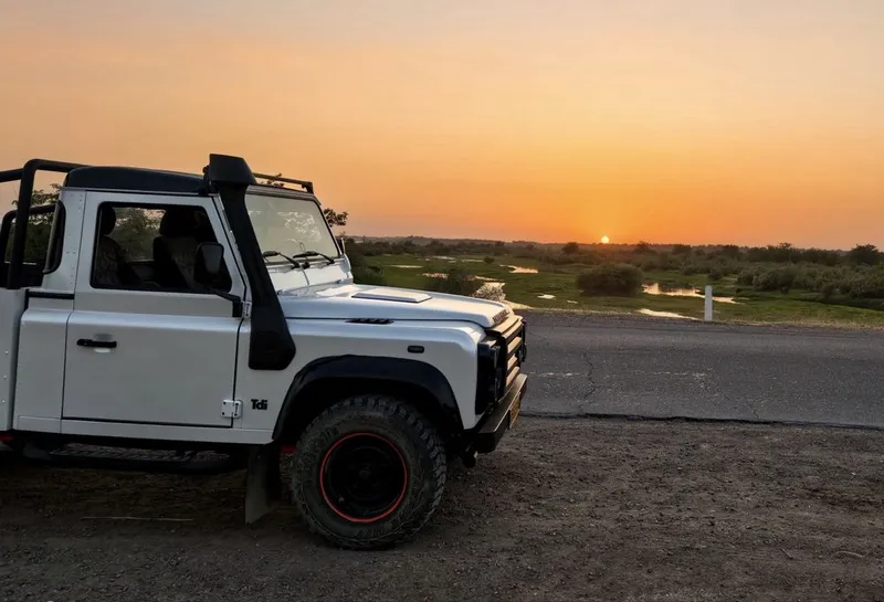 Land Rover Defender 110 Pickup 300Tdi 5