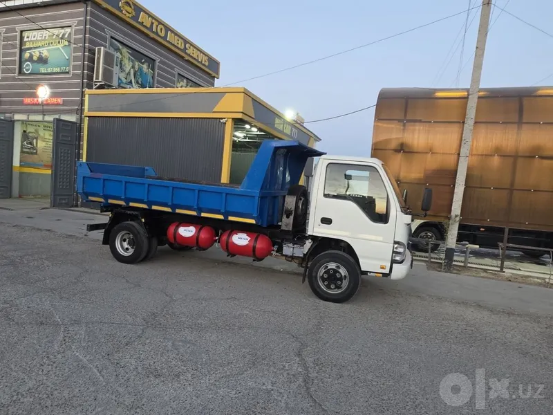 Isuzu Radnoy Samasval Yili 2015 5 Isuzu Radnoy Samasval Yili 2015 5
