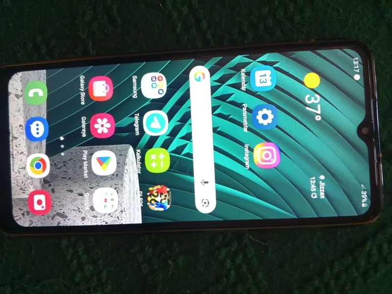 Samsung Galaxy M12 3 ga 32 xotira 2 Samsung Galaxy M12 3 ga 32 xotira 2