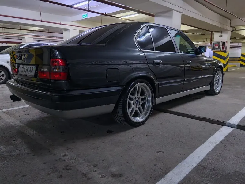 BMW E34 • 1988 год • M52B28 • МКПП • 25 лет в одних руках 4 BMW E34 • 1988 год • M52B28 • МКПП • 25 лет в одних руках 4