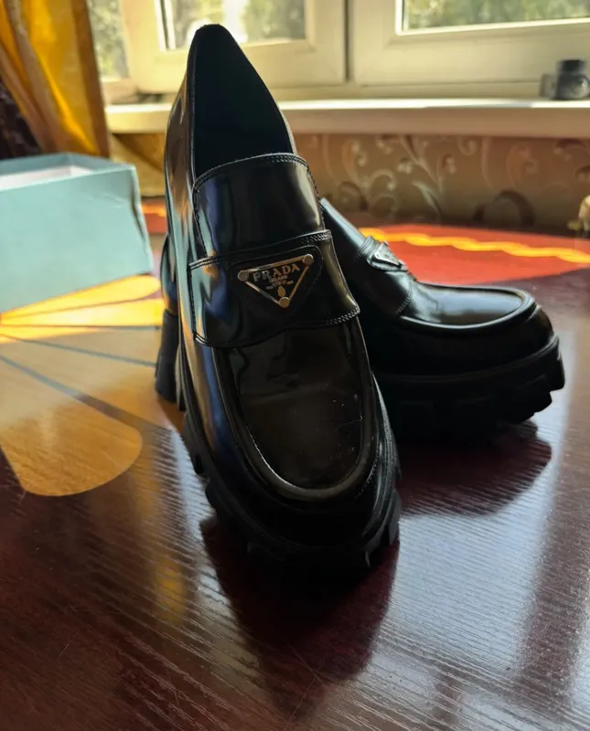 PRADA туфли продаются по скидке! — фото 1