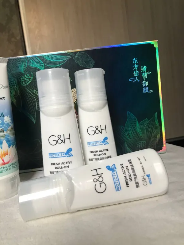 Дезодорант и SPF крем — фото 1