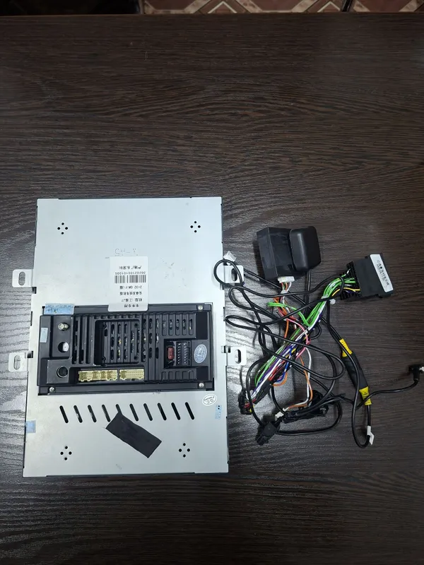 MONITOR JAC J7 androit 3