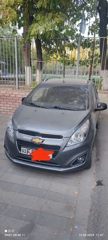 продам автомобиль Спарк