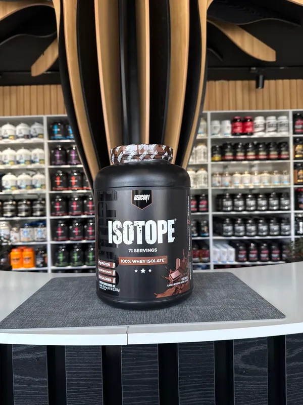 Redcon1 Isotope 100%Whey Isolate 2,222gr 71 servin
