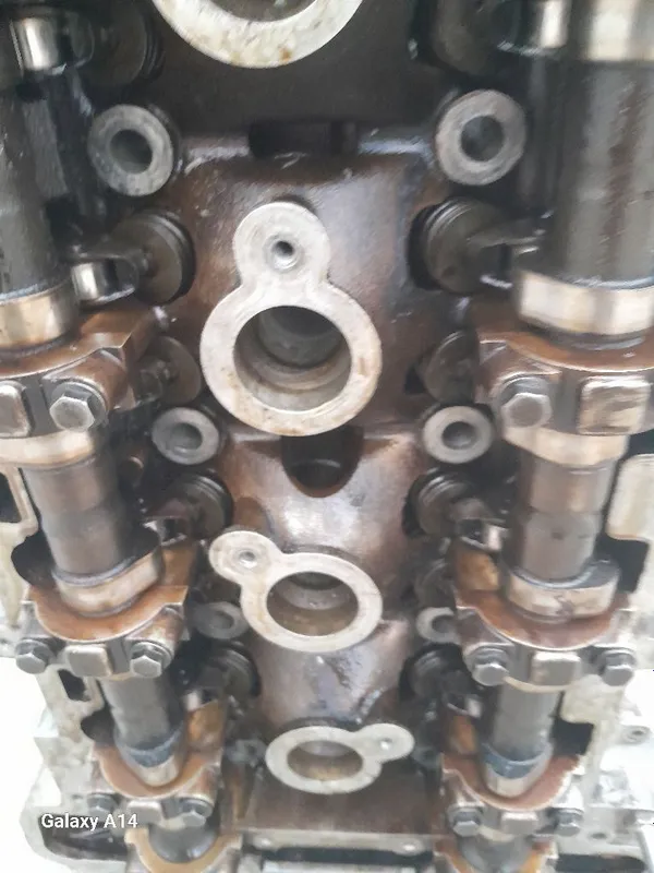 Opel vestra 2.2 moror galovka