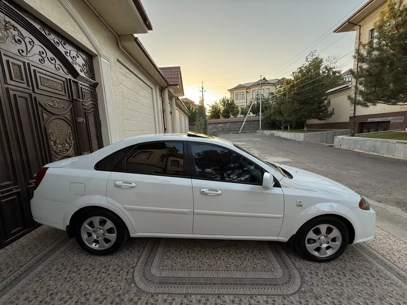Rent a car !!! JENTRA 300 mingdan bowlanadi