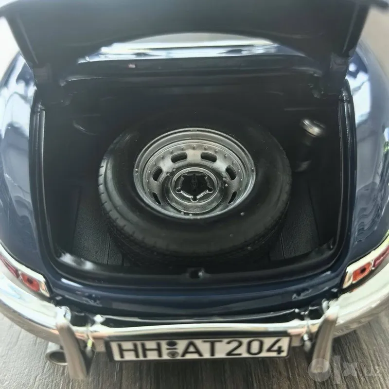 Mercedes 1:18 для коллекции 6 Mercedes 1:18 для коллекции 6