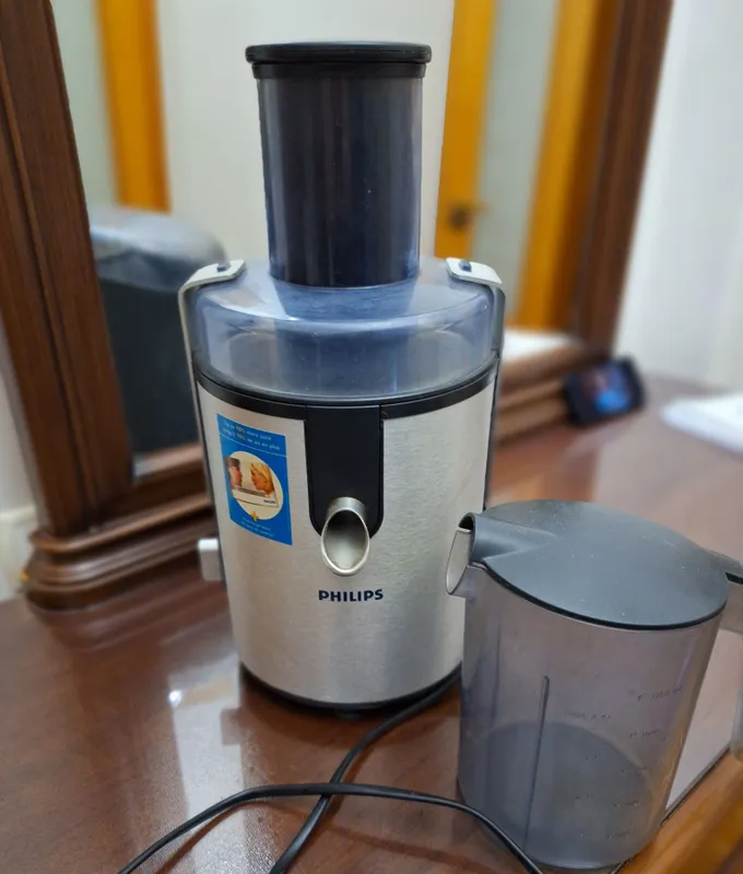 Это соковыжималка Philips HR1861 оригинал из коллекции Aluminium, мощ 1