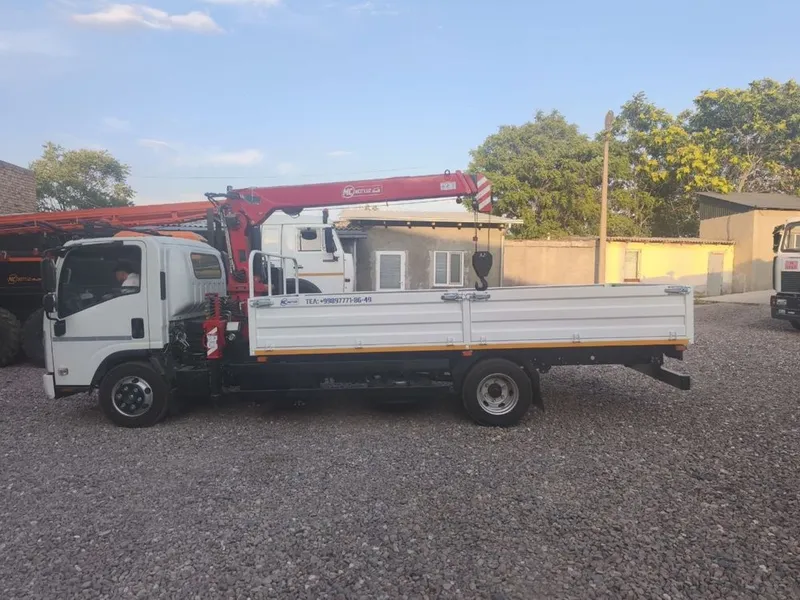 Isuzu NQR 90 L 4x2 3 Isuzu NQR 90 L 4x2 3