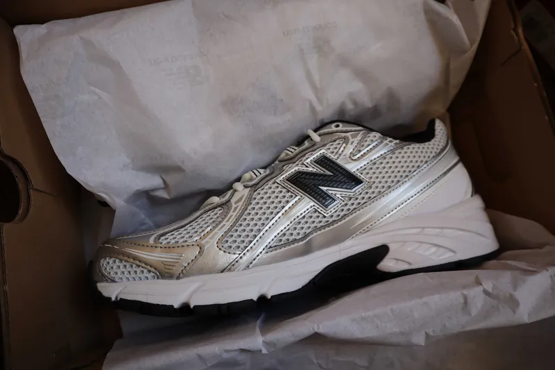 Кроссовки New Balance 740 Unisex EUR 42 оригинал 7 Кроссовки New Balance 740 Unisex EUR 42 оригинал 7