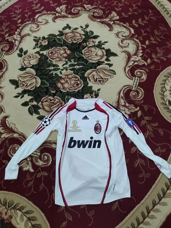 футбольная форма с длинным рукавом (AC Milan 2006/07) 1 футбольная форма с длинным рукавом (AC Milan 2006/07) 1