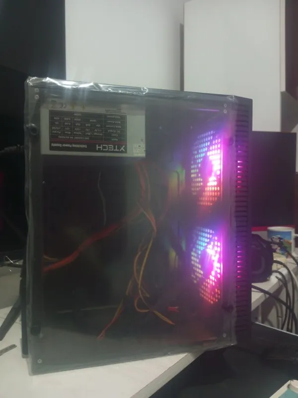 Компактный мини-корпус WECAN с RGB 2