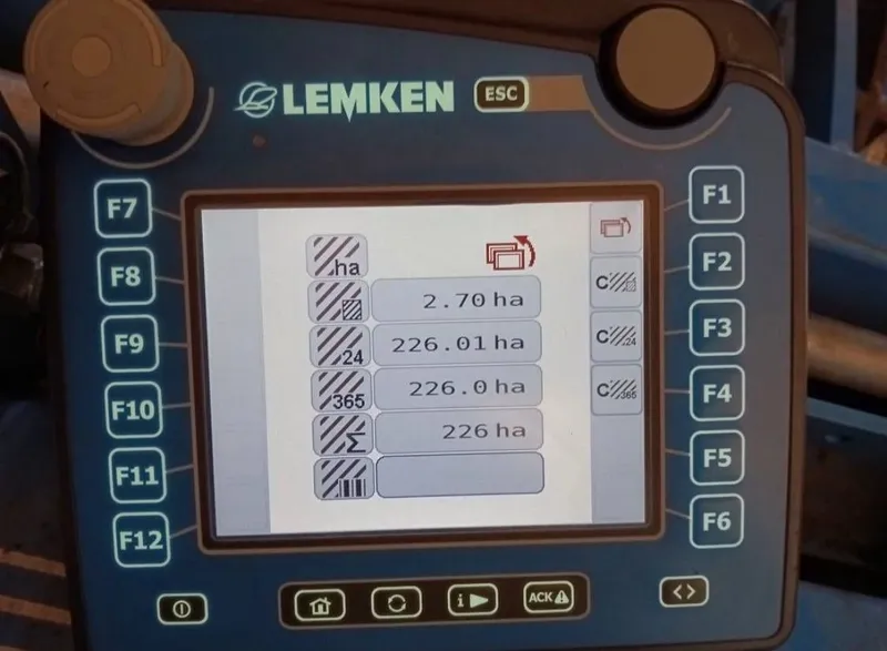Lemken Saphir 8 Sotiladi 6 Lemken Saphir 8 Sotiladi 6