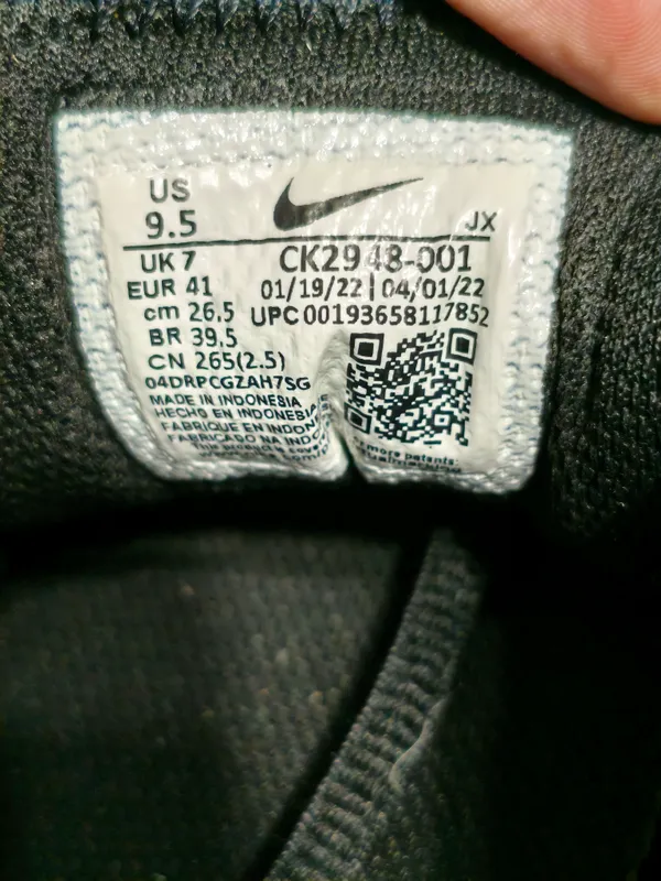 Оригинальные кроссовки Nike Venture Runner 8 Оригинальные кроссовки Nike Venture Runner 8
