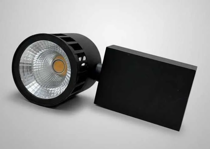Трековый LED-светильник серии PRO FRESH 45W / CRI 90 / 60° / Германия