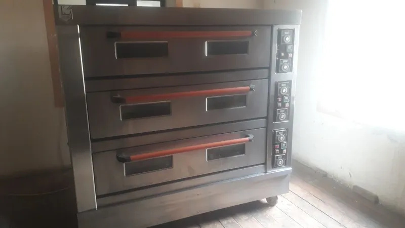 Duxovka 3 konturli 380 kw xolati yangidek 3 oycha azgina ishlatilgan Duxovka 3 konturli 380 kw xolati yangidek 3 oycha azgina ishlatilgan
