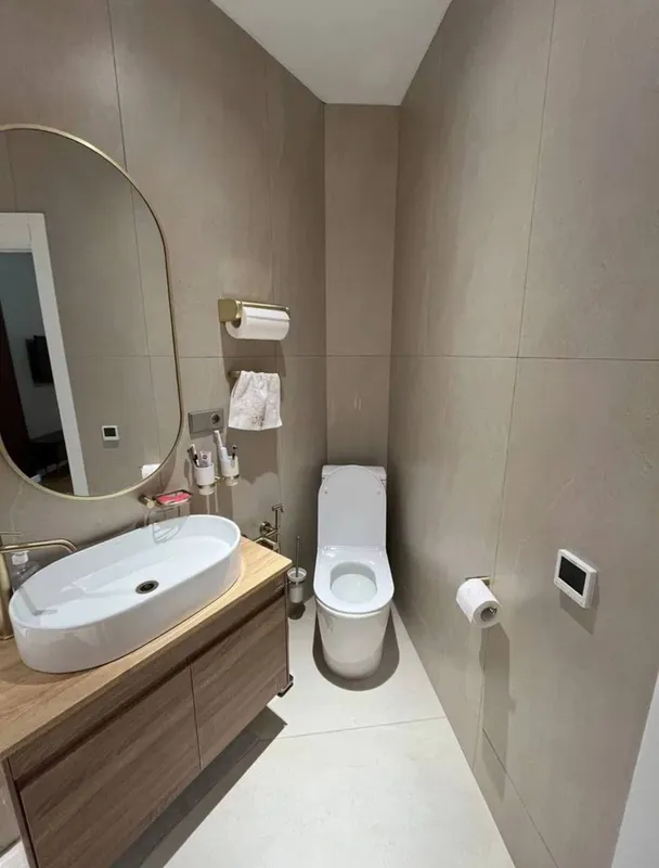 Yakkasaroyda 130 m² maydonga ega 4 xonali kvartira sotiladi 7