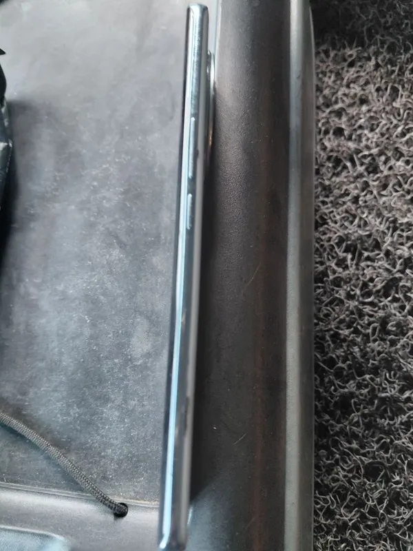 Vivo V30 e karobka dakument 3