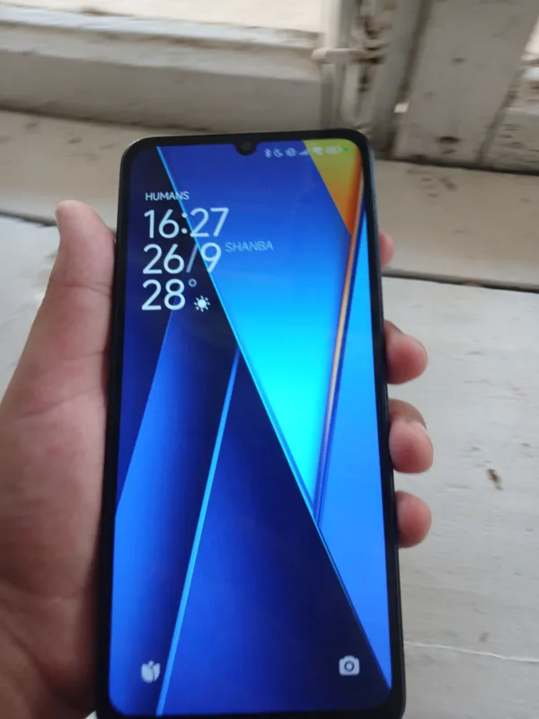 Телефон Poco C65 2 Телефон Poco C65 2